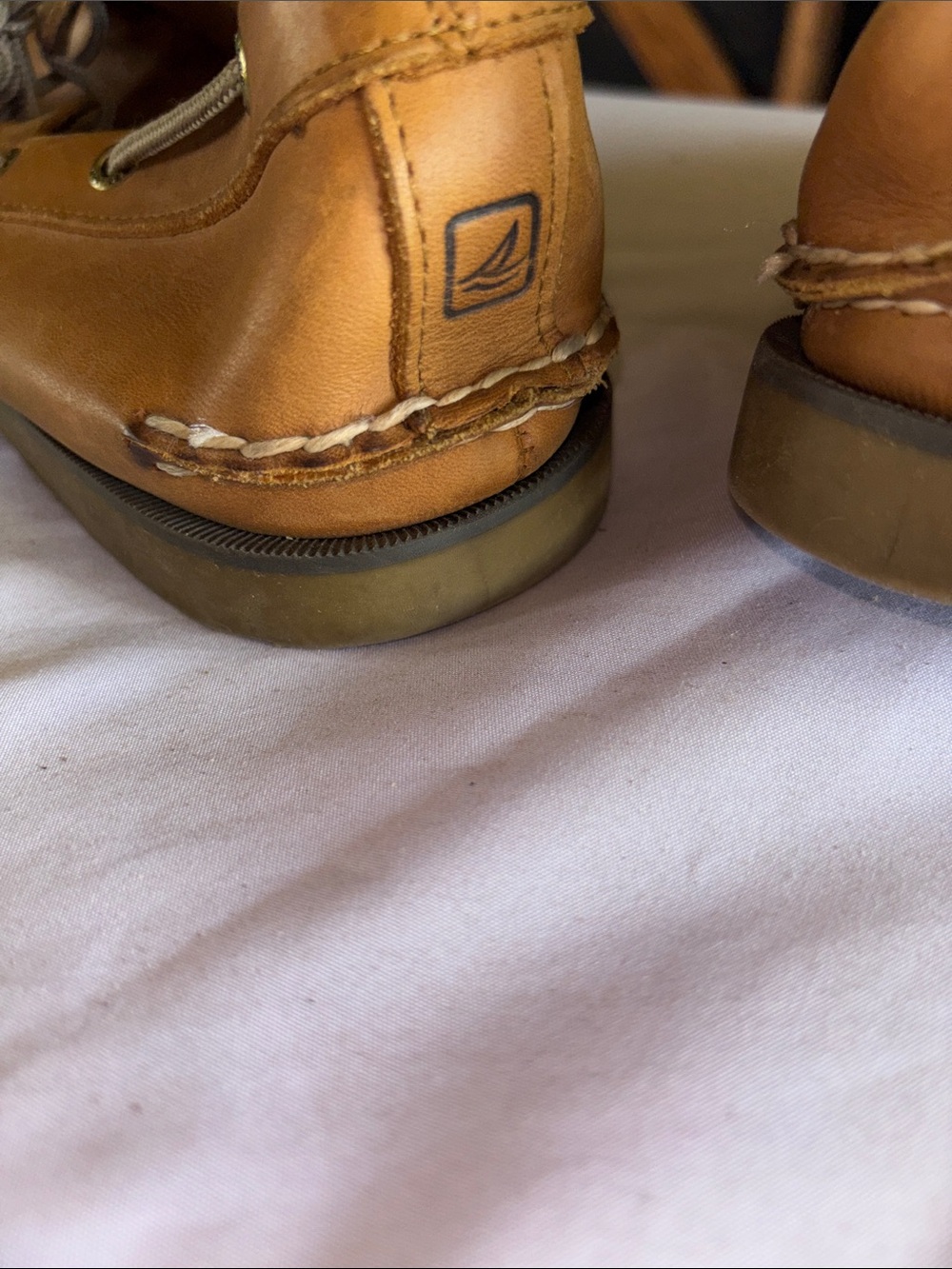 Sperry Men’s Cognac Leather Boat Shoes - Picture 13 of 13